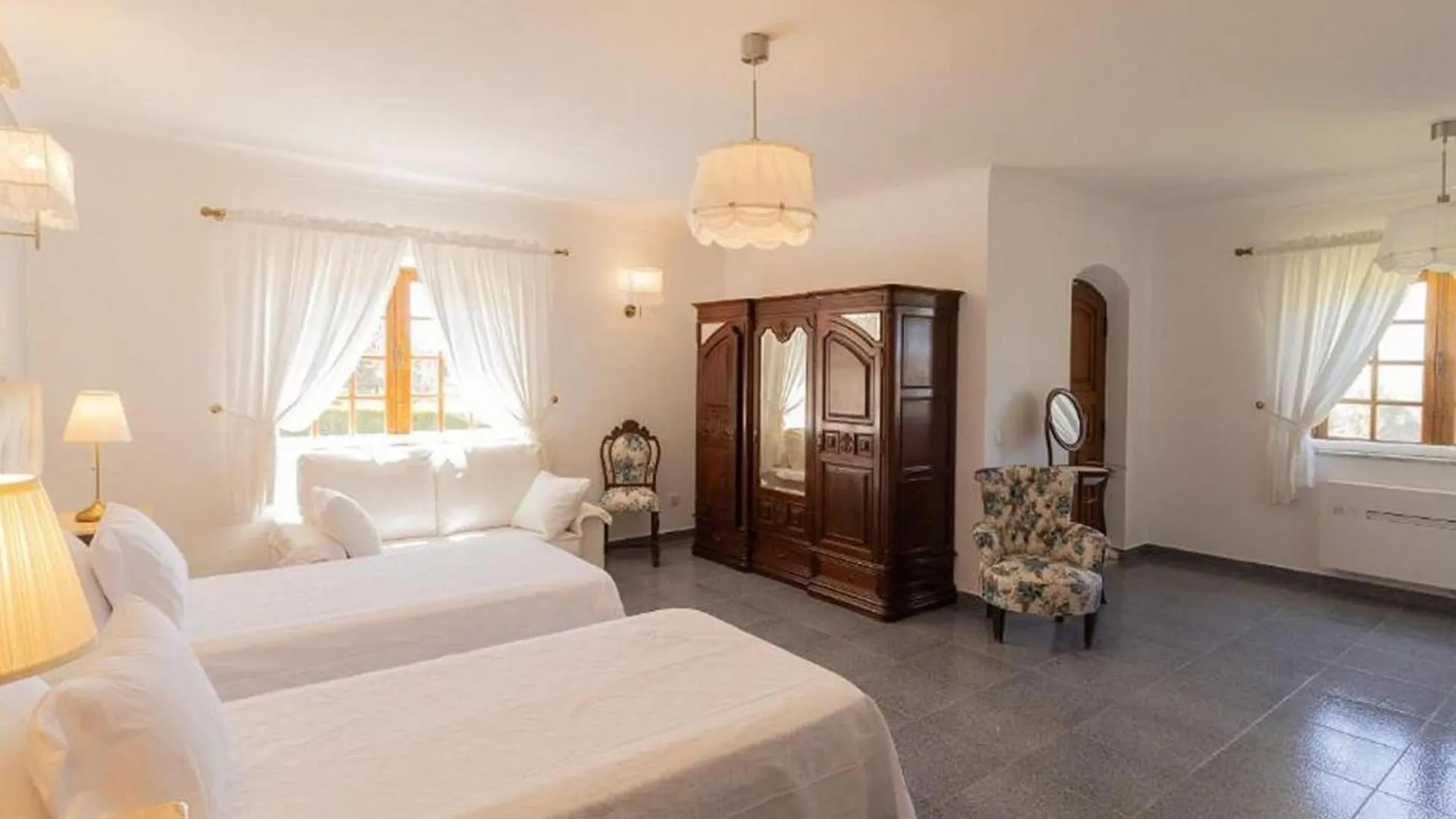 Villa Flat In Praia Da Luz With Sea View Sargacal